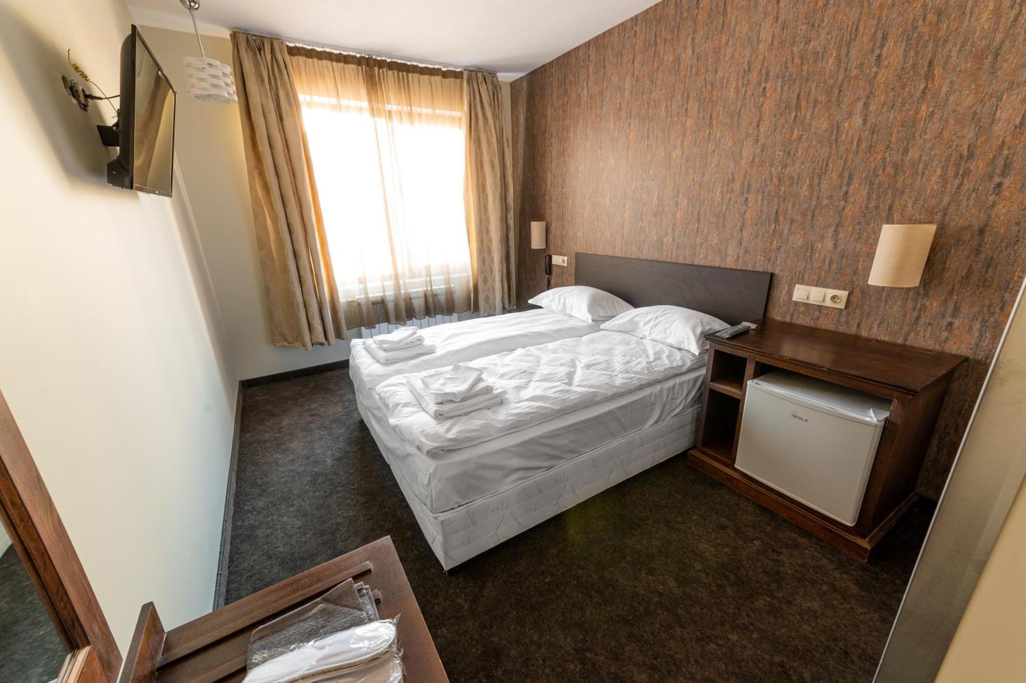 Hotel Domenic Free Parking Plowdiw Exterior foto